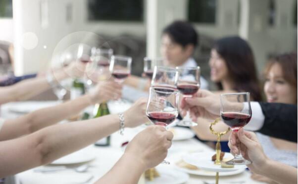 進口葡萄酒代理生意怎么樣?