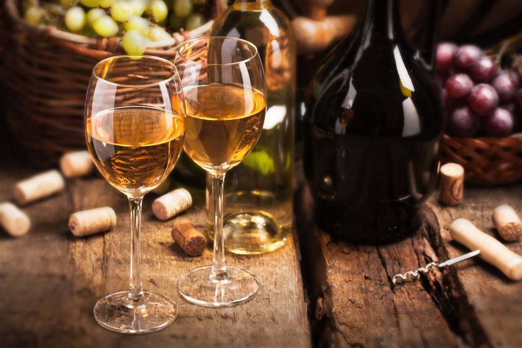多少錢可以在荊州做紅酒代理商?